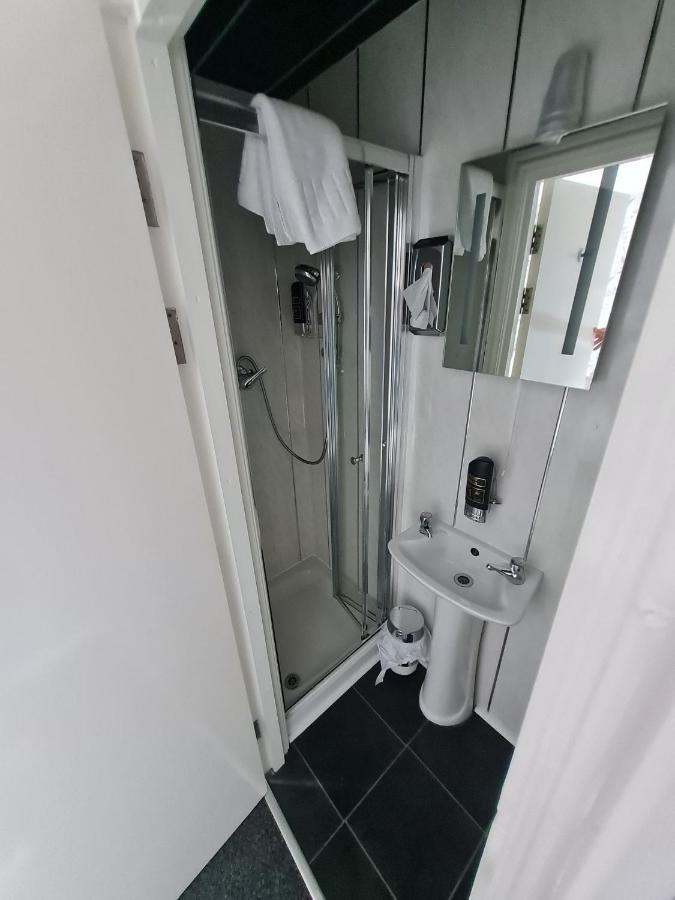 Familiekamer met Tussendeur en Uitzicht op Zee
