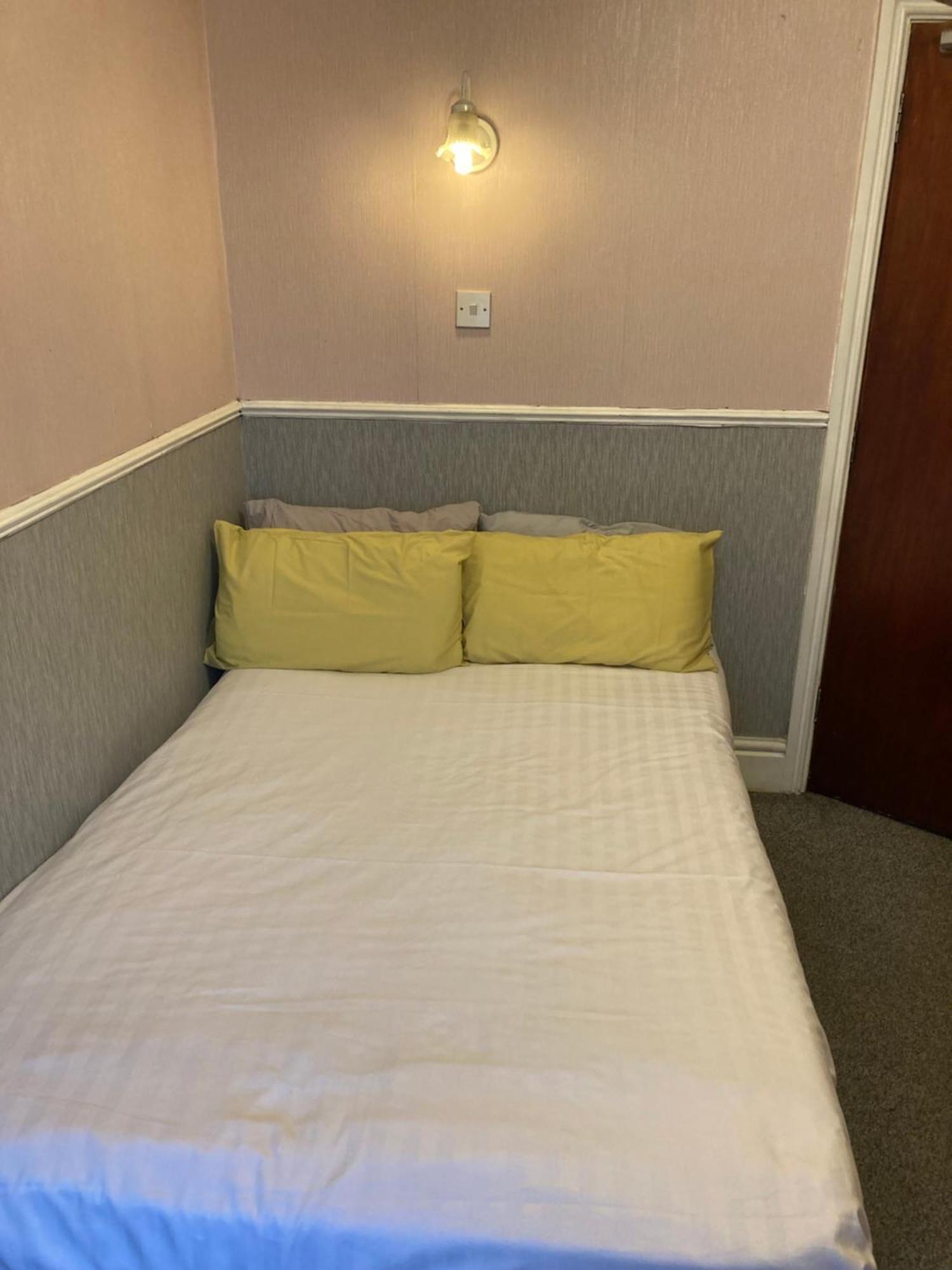 Doppelzimmer mit eigenem Bad