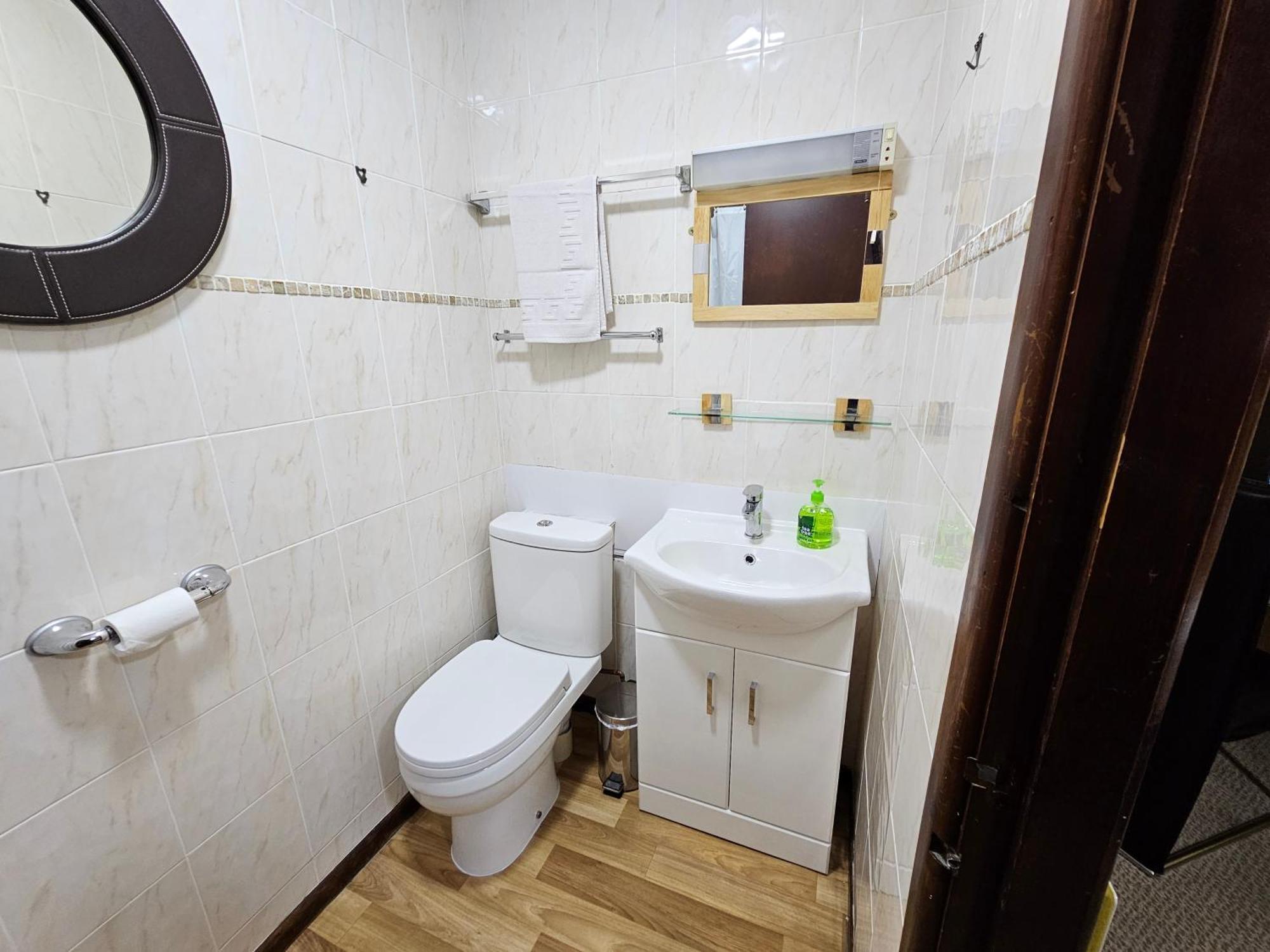 Standard Family Room,1574748614:JPEG