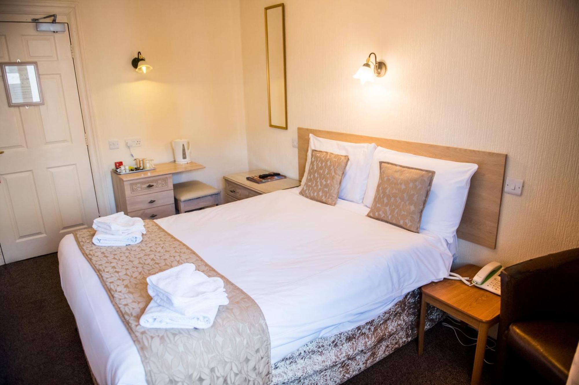 Standard Double Room,1729996853:JPEG