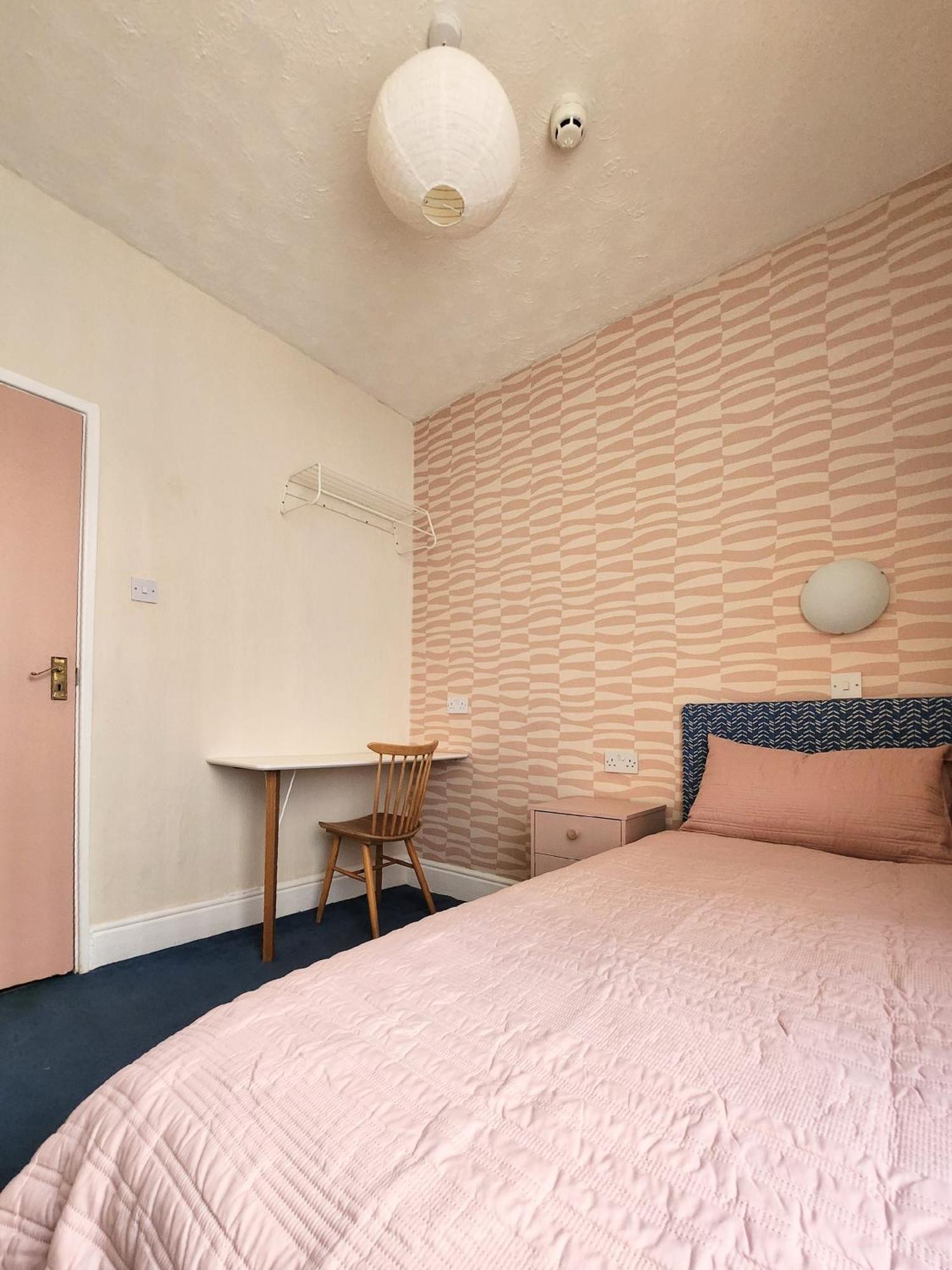 Single Room with Private Bathroom