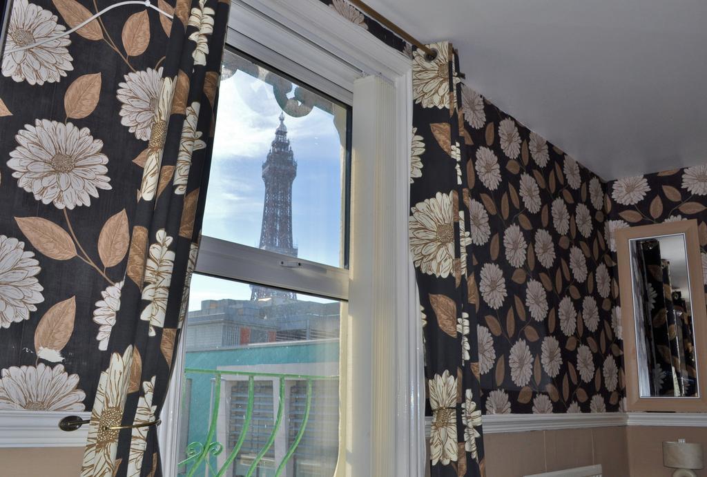 Familiekamer met Eigen Badkamer