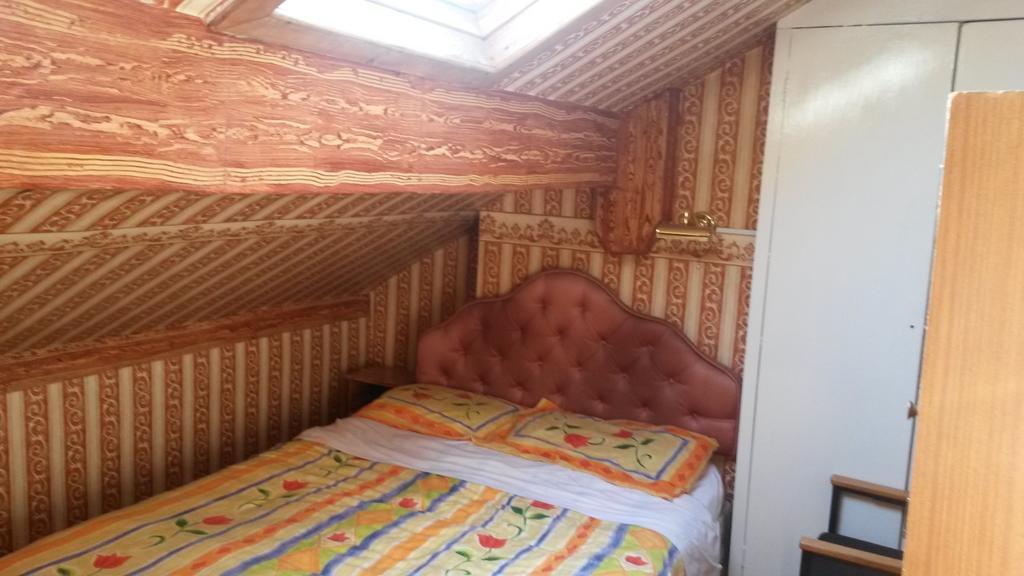 Double Room with Shared Bathroom