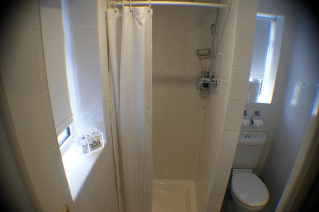 Quadruple Room not suitable 2 couple,1553743516:JPEG