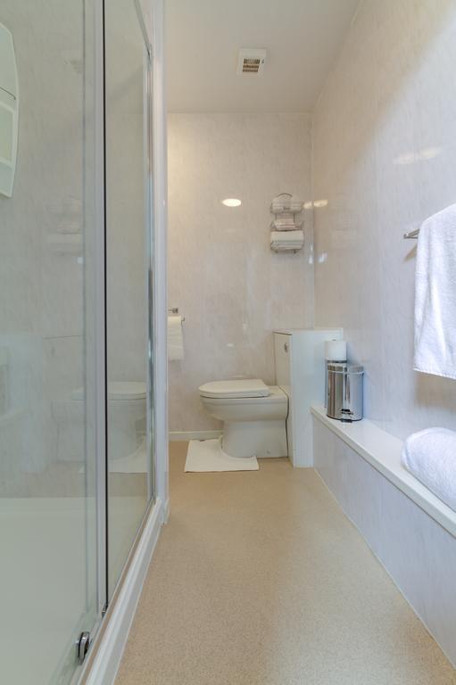 Deluxe Double Room Third Floor,779650431:JPEG