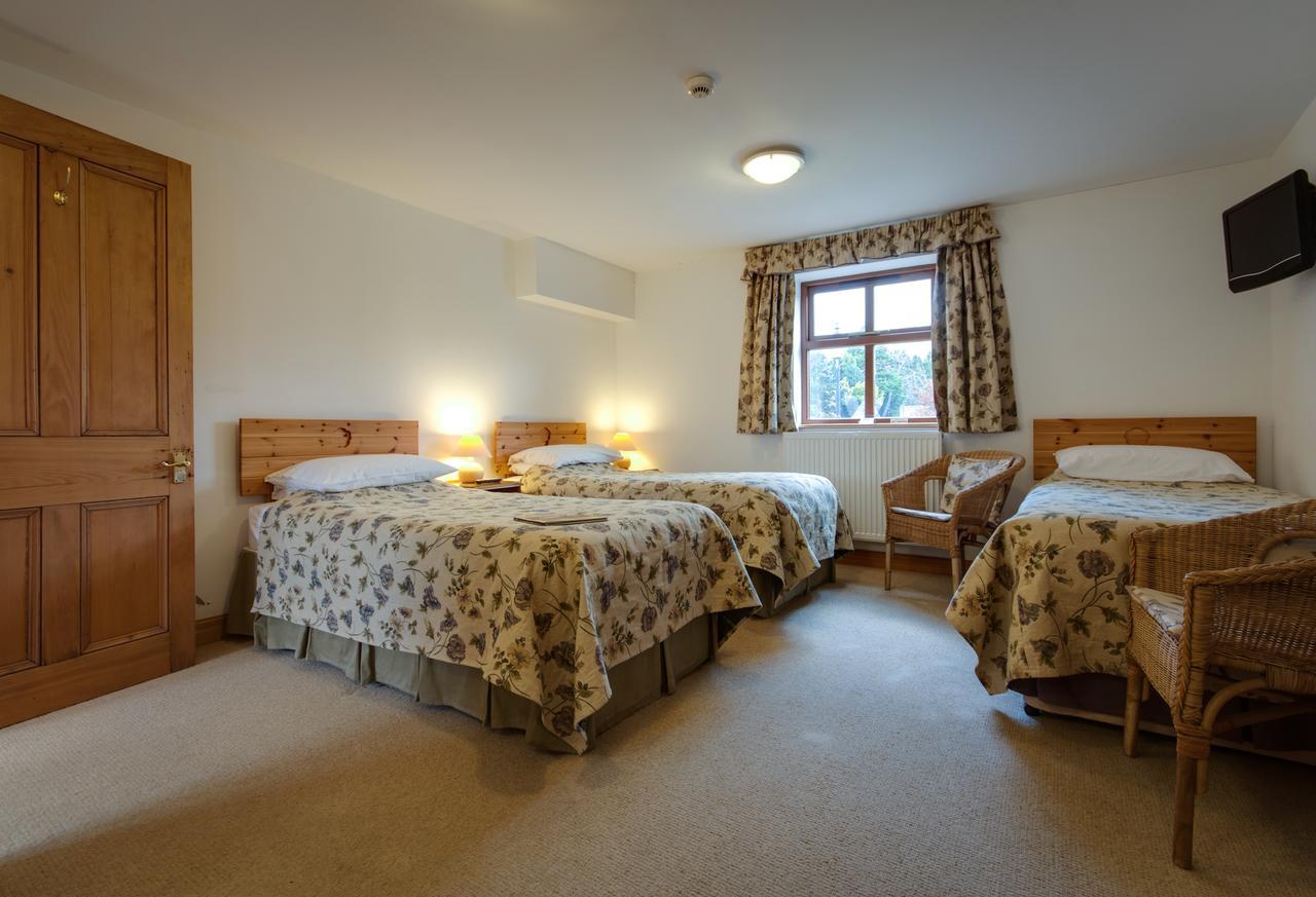 Large Twin Room with breakfast to go
