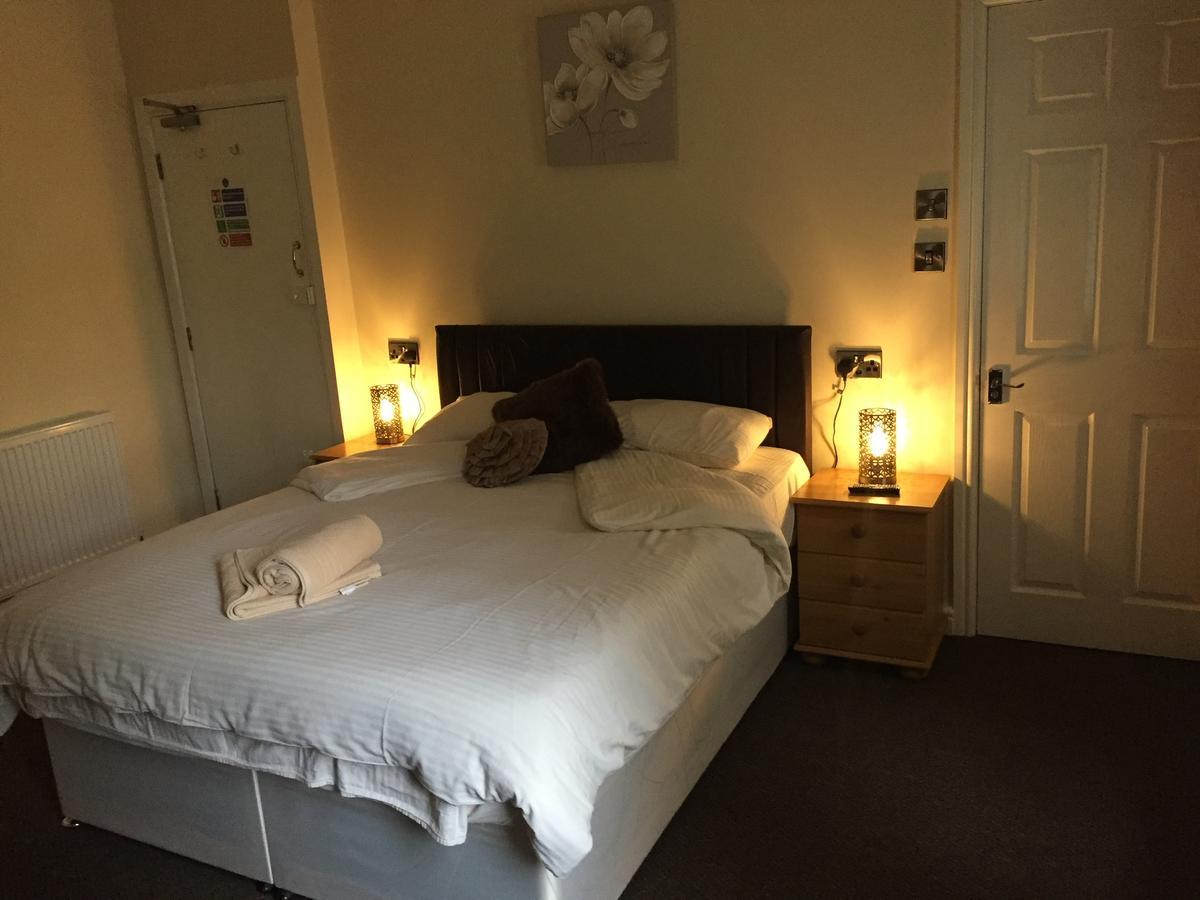 Vierpersoonskamer met Eigen Badkamer