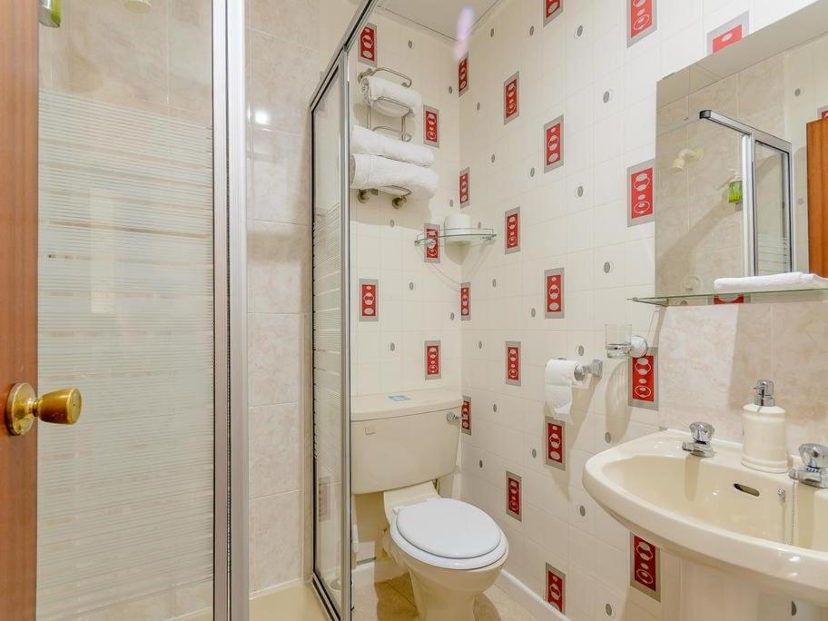 Familiekamer met Eigen Badkamer