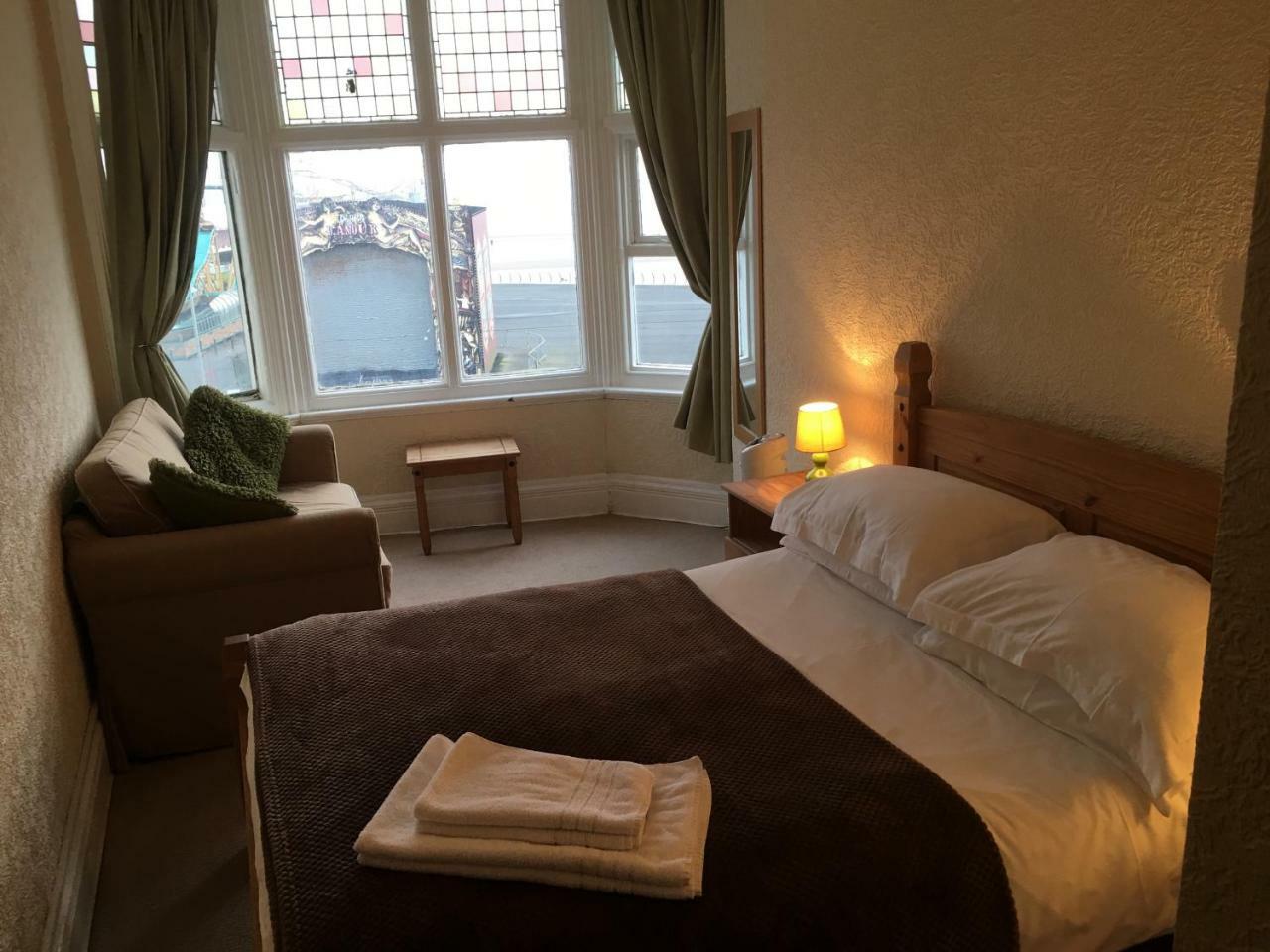 Family Room with Sea View,780802158:JPEG