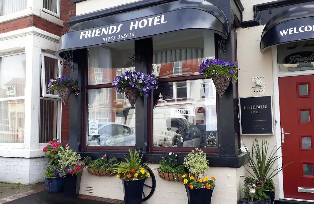 Friends Hotel-1
