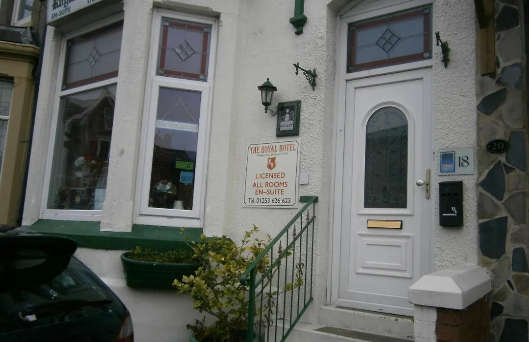 Guesthouse The Royale Hotel-1
