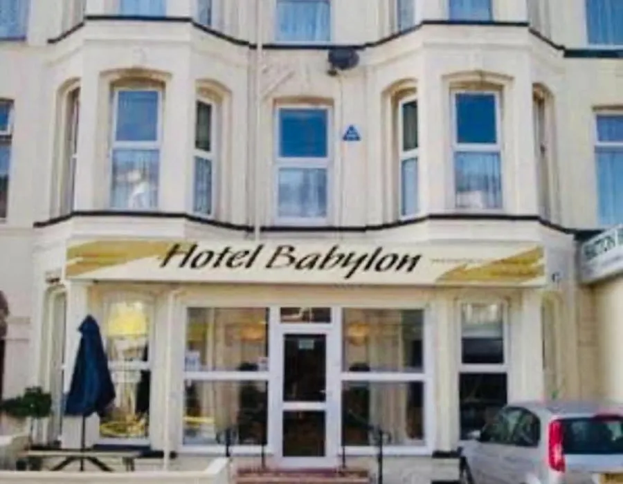 Hotel Babylon-1