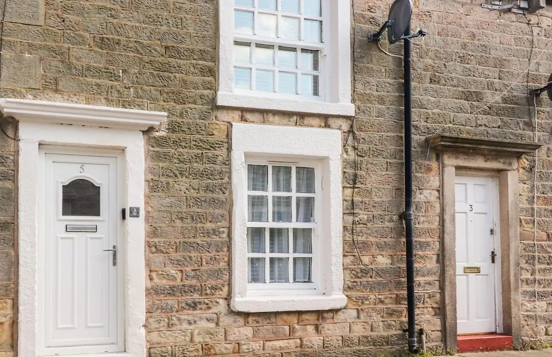 Bay Cottage No 5-1