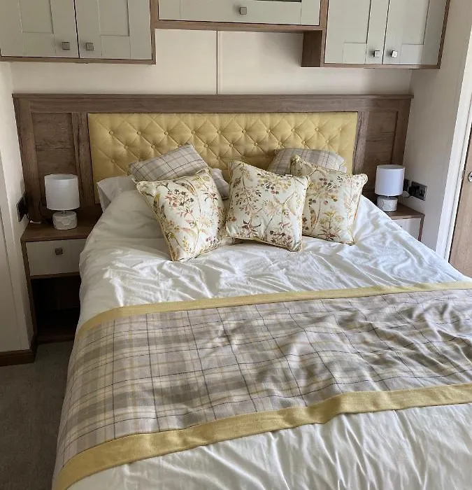 Heywoods Caravan Holiday Home-1