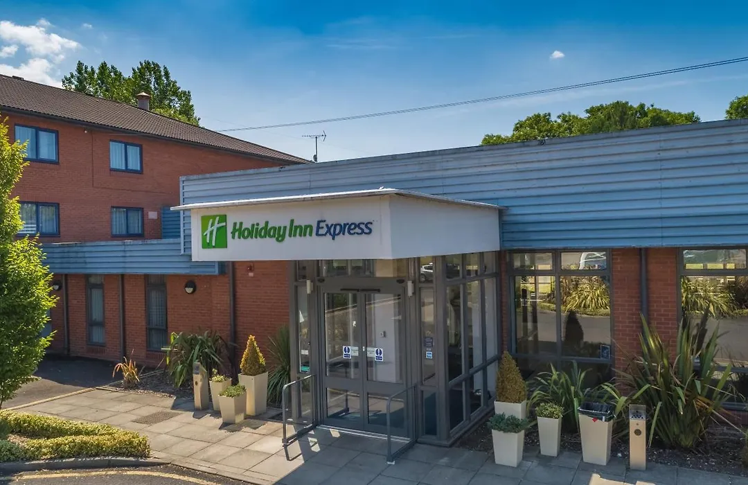 Holiday Inn Express Preston South By Ihg-1