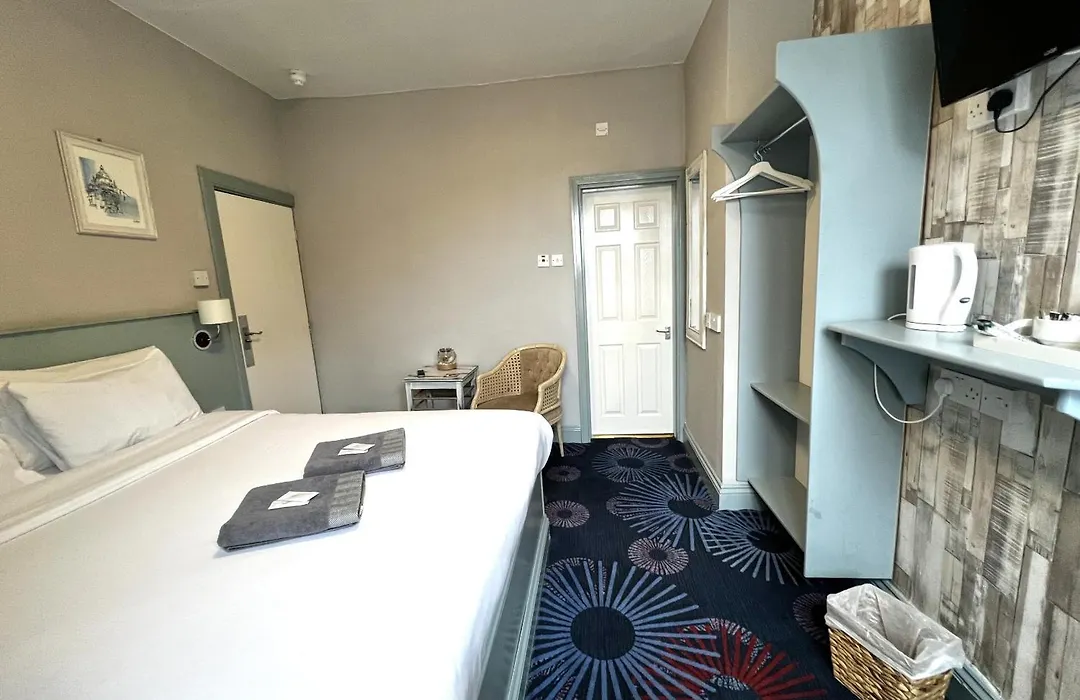 Central Cove Guesthouse-1