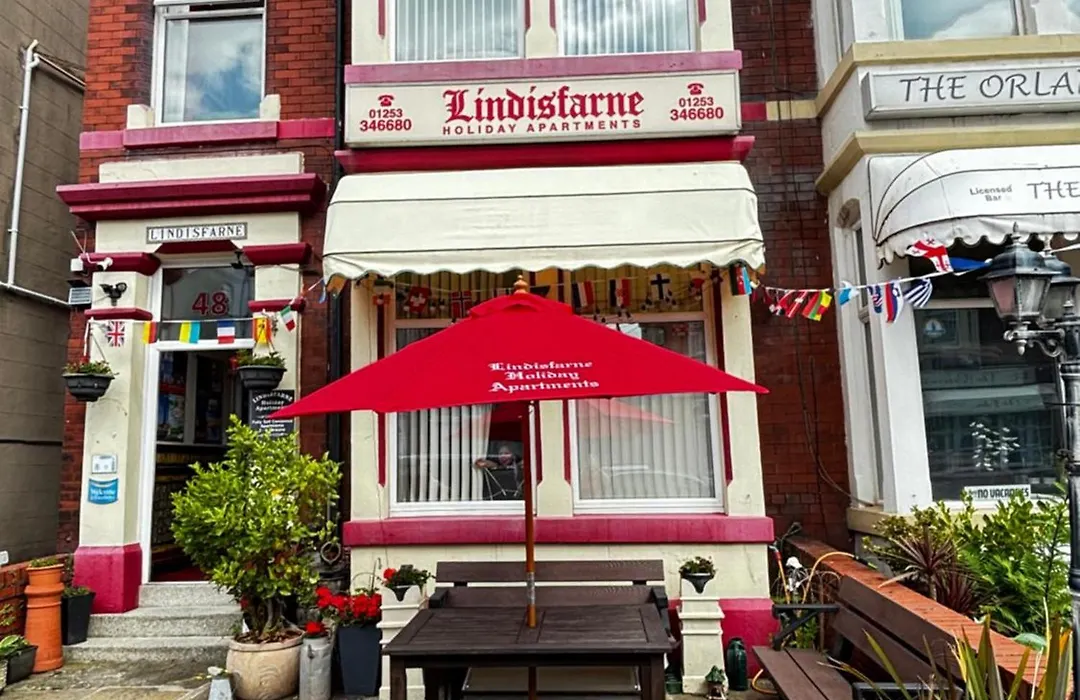 Lindisfarne Holiday Apartments - Families & Couples Only-1