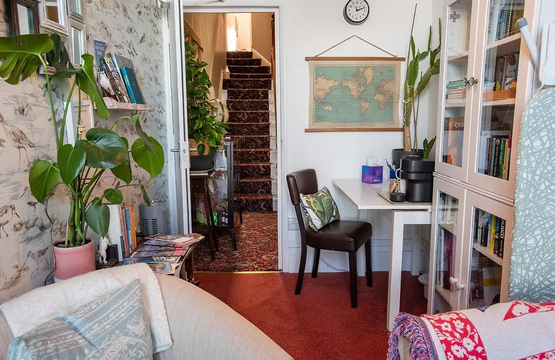 The Broadwater Guest House-1