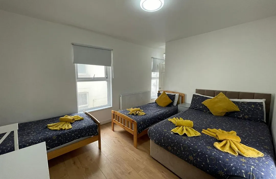 Ariana House Hotel-Families And Couples Only-1
