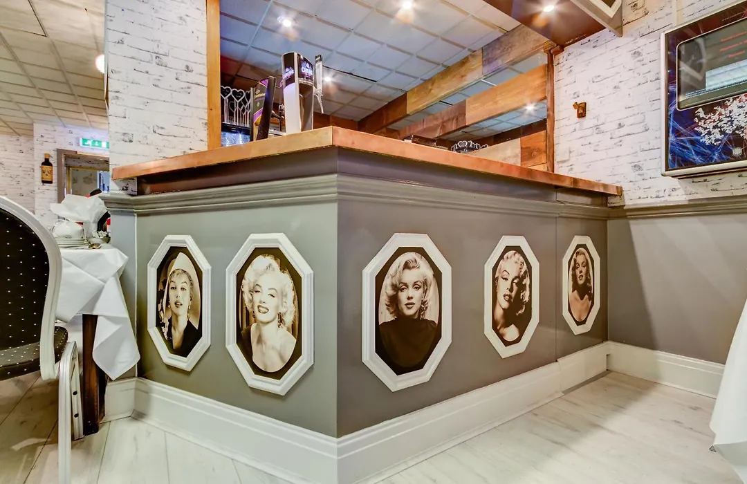 The Sandringham Court Hotel & Apartment Welcoming Large And Small Groups For 16 Years-1