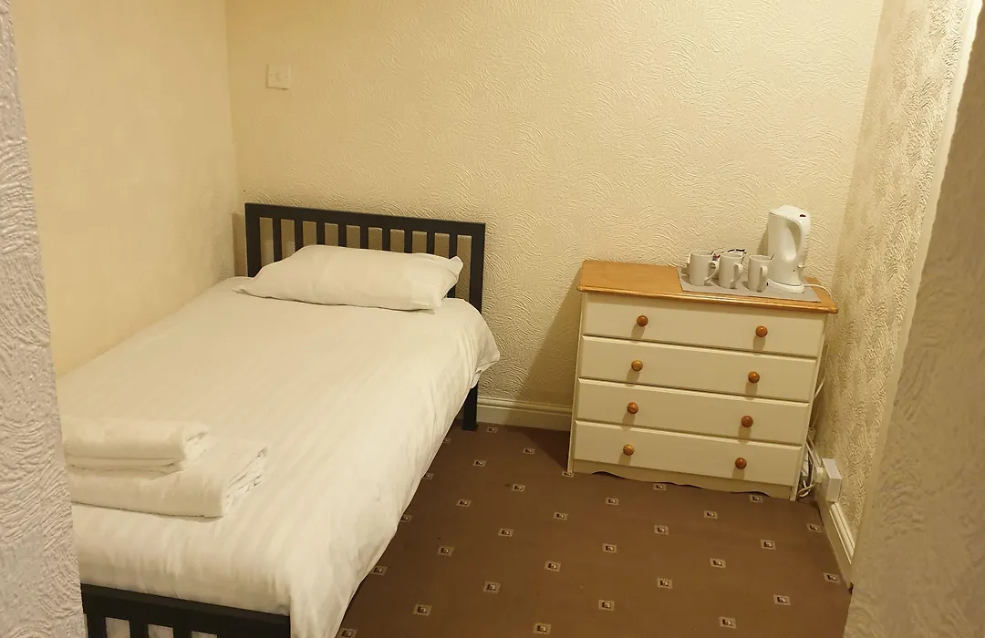 Hotel242-1