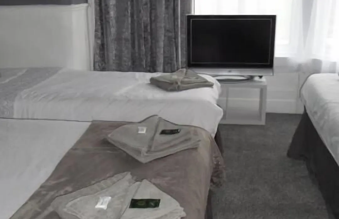 Iona Hotel-1