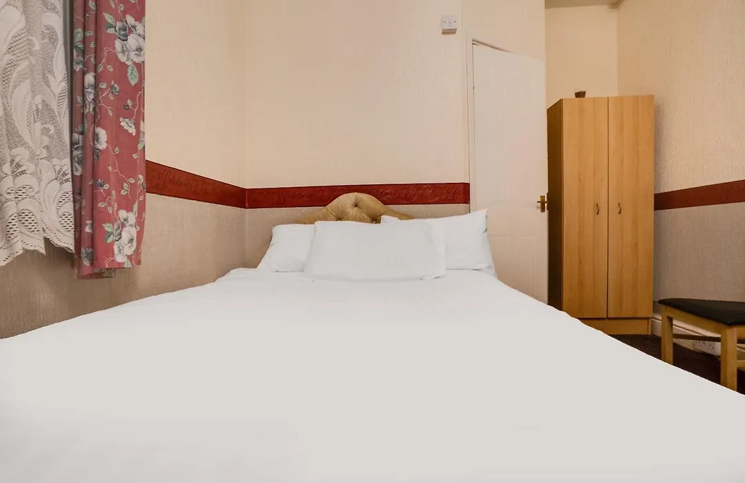 Chesterton Hotel, Blackpool South Shore-1