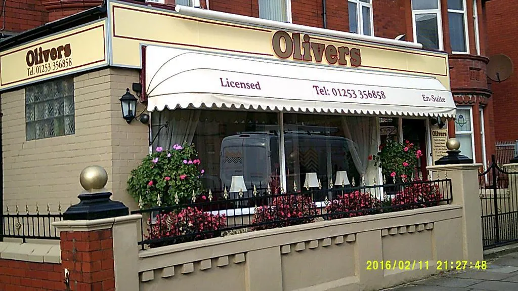 Olivers Strickley Over 35 Years Only-1