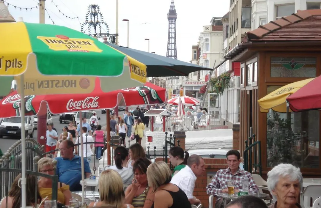 Gainsborough Hotel And Beach Bar-1