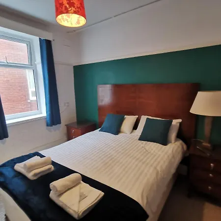 Leverdale Hotel-2