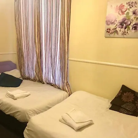Hayward Hotel-3
