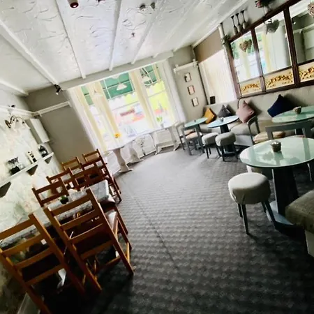 Shiray Hotel-2