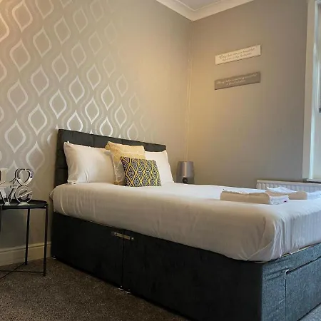 Sunflower Suite Under Sasco Apartments-3