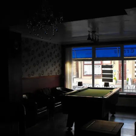The Cresta Guest House-3