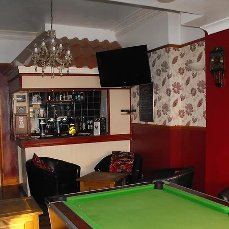 The Cresta Guest House-2