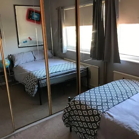 The Beach House South - Blackpool - Entire Holiday Home-2