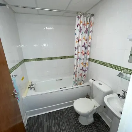 The Roman By Bet Stays - Contactless Hotel-3