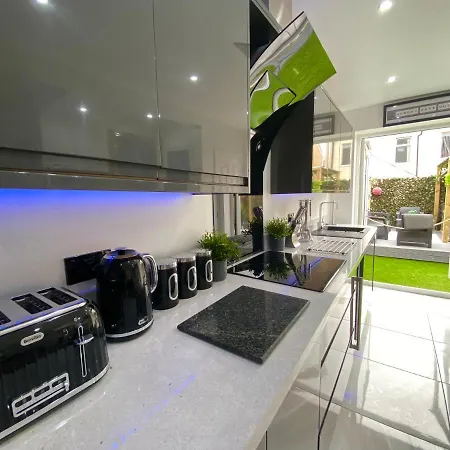New…The Hottub House Blackpool Pleasure Beach-2