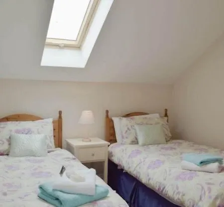 Rosebank Cottage-2