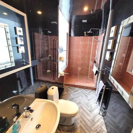 The Bromley Central Holiday Home - Blackpool Resort Collection-2