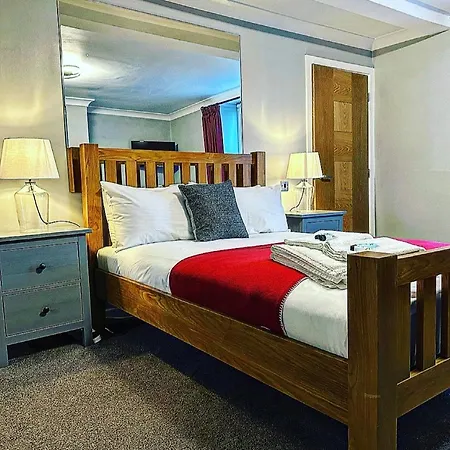 The Hinds Head Hotel-3