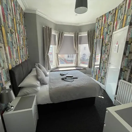 The Sefton Blackpool-3