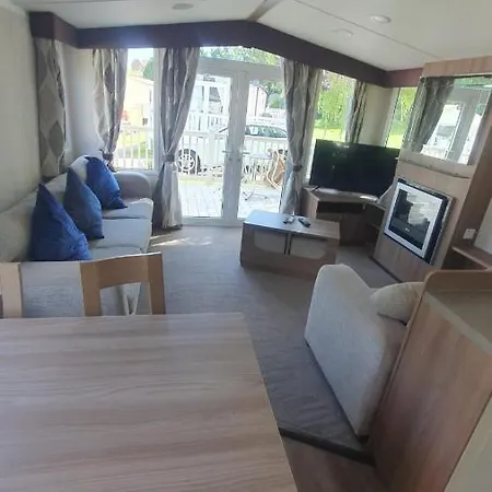 Caravan 66 Kensington At Marton Mere Holiday Park Blackpool-2