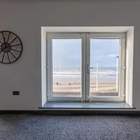 Residency Luxury Seafront Hotel-3
