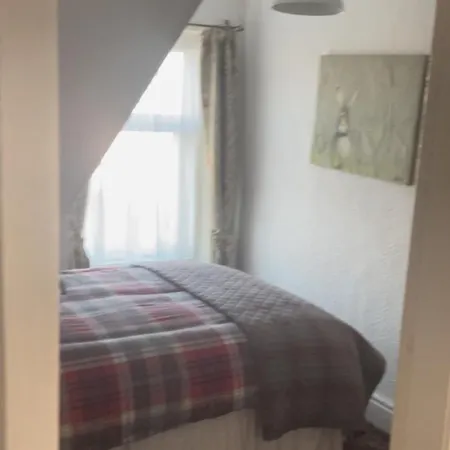Sarnia Holiday Flats-3