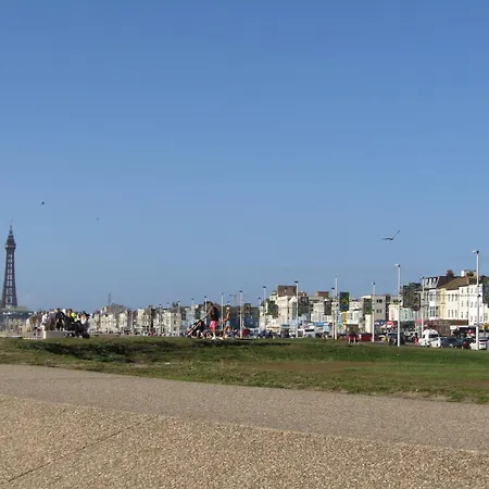 No12 Guesthouse South Shore Blackpool-3