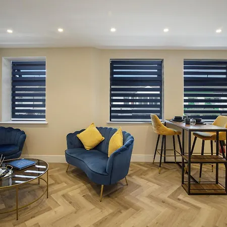 Five Apartments-2
