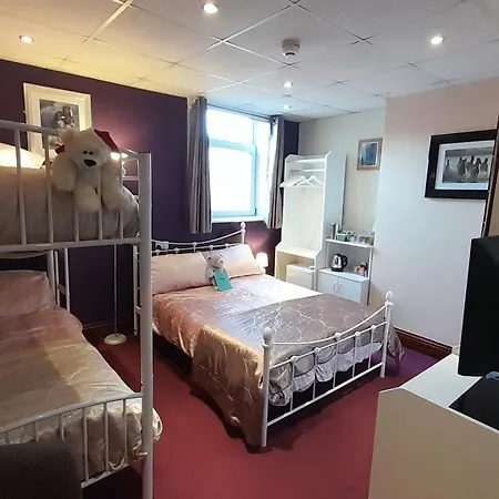 Selenite Guest House-3