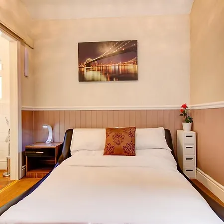 Thistle Dhu Guest House-3