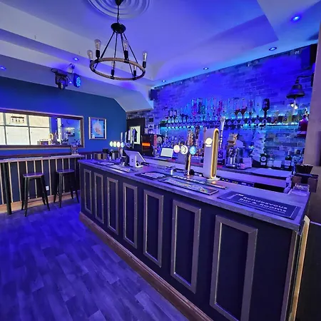 Rendezvous Bar & Rooms - Adults Only-3